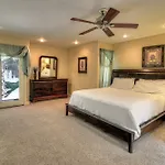 Palm 4 Bedroom Home Scottsdale