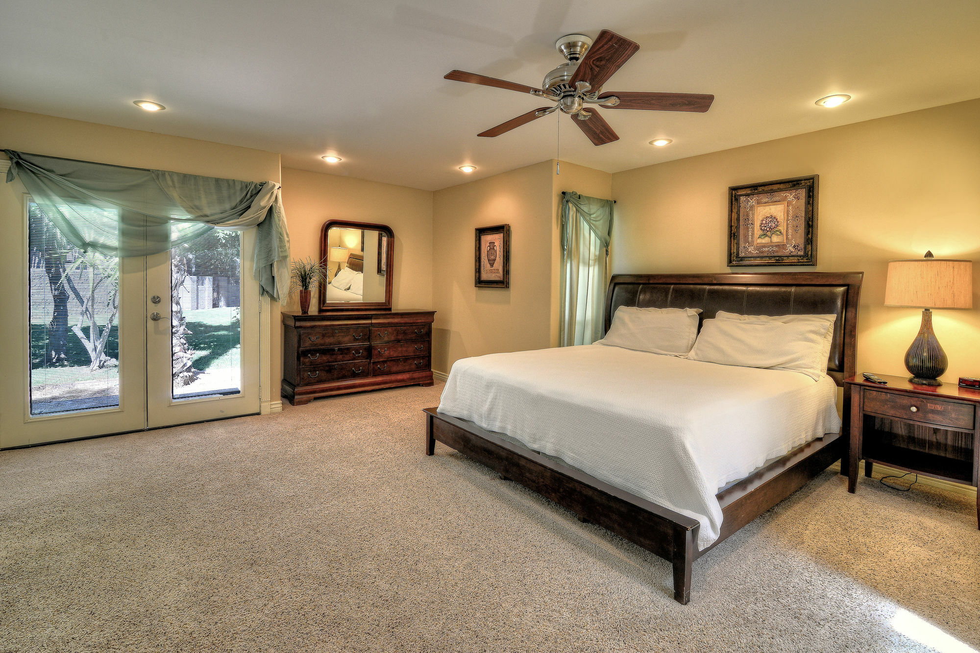 Palm 4 Bedroom Apartment